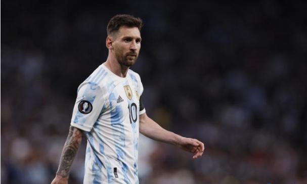 胃病患者不能吃香蕉？医生提醒：这3种水果，正在“偷伤”你的胃